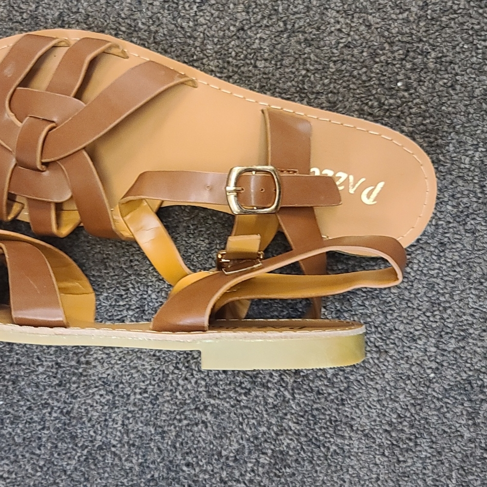 Sandals - Picture 3 of 3